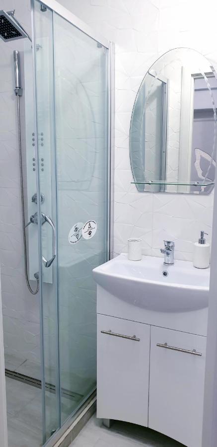 White Apartament, Brăila Kültér fotó