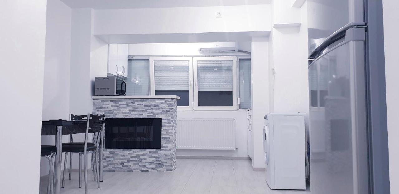 White Apartament, Brăila Kültér fotó