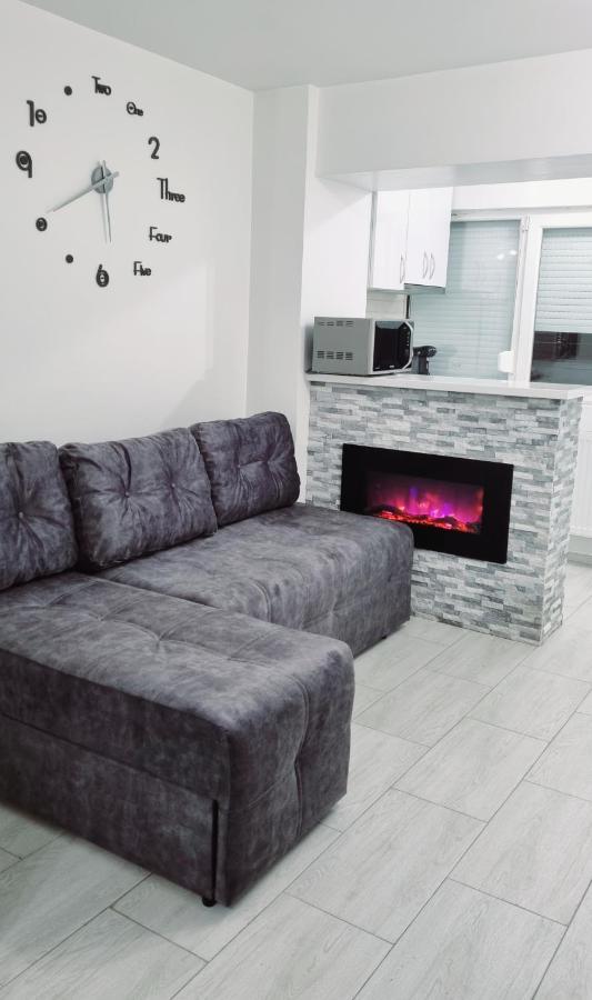 White Apartament, Brăila Kültér fotó